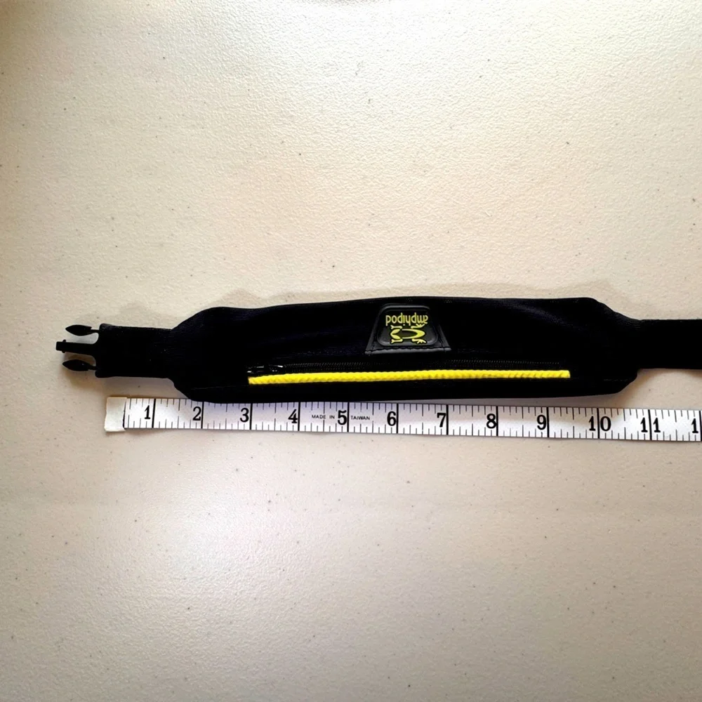 Amphipod Running Waist Belt Black Yellow Zip Pocket Adjustable Lightweight